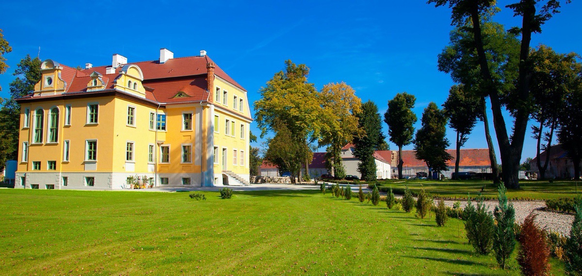 Traumwoche  im Schlosshotel Wichelsdorf/Wiechlice bei Sprottau